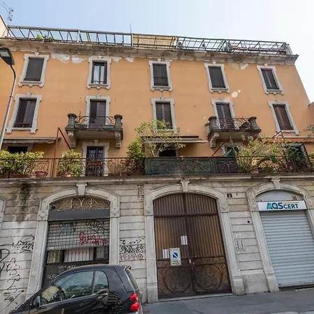 Pomponazzi, 4 Bilocale In Zona Bocconi Navigli Daire *